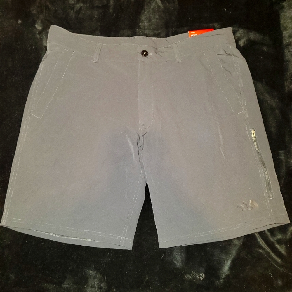 North face shorts men's size 36 reg grey Bran new with tags